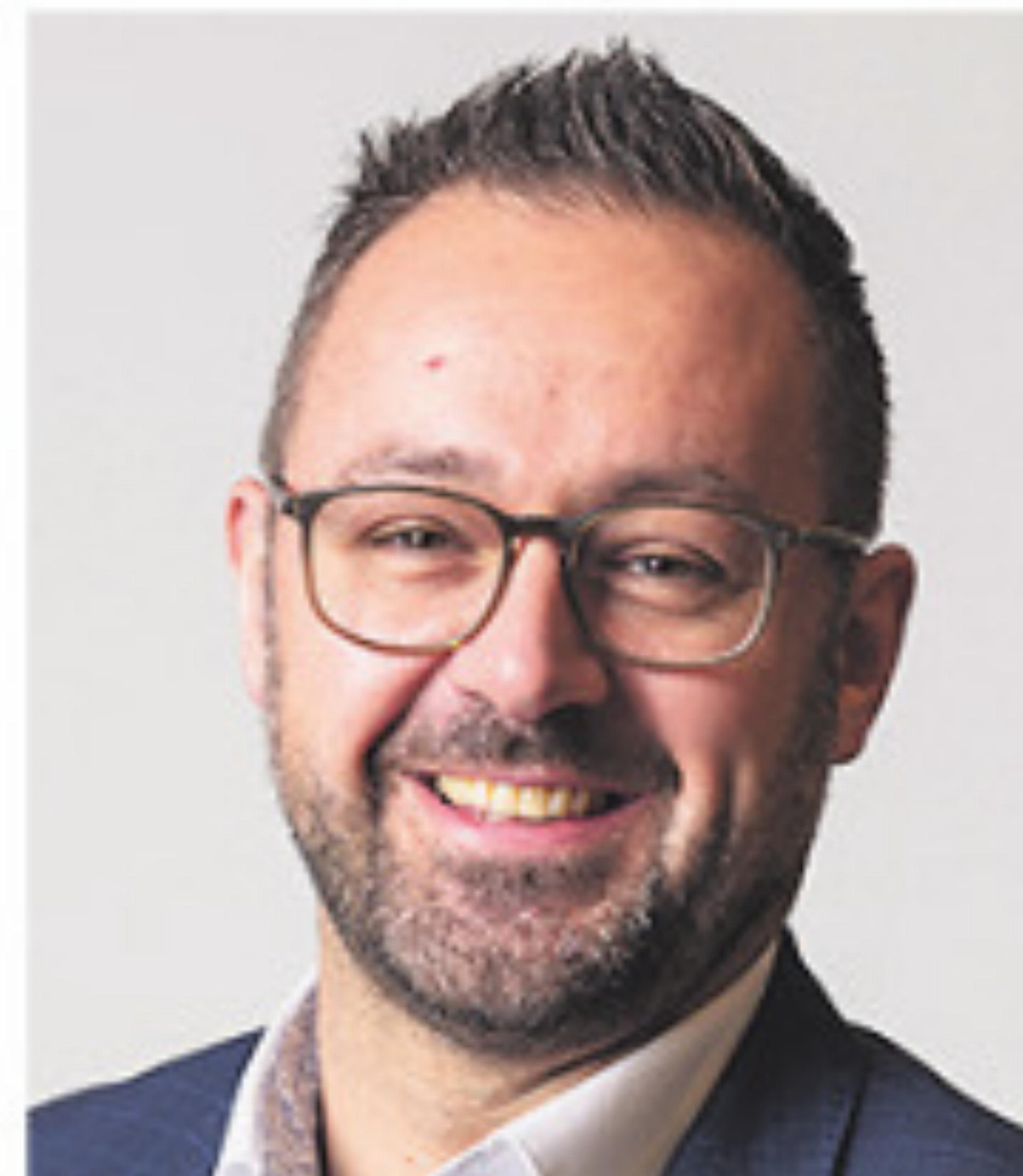 Adrian Dähler wird Direktor des Park-Hotels am Rhein - Das Bild wird blockiert. – Möglicherweise durch einen aktiven Adblocker.