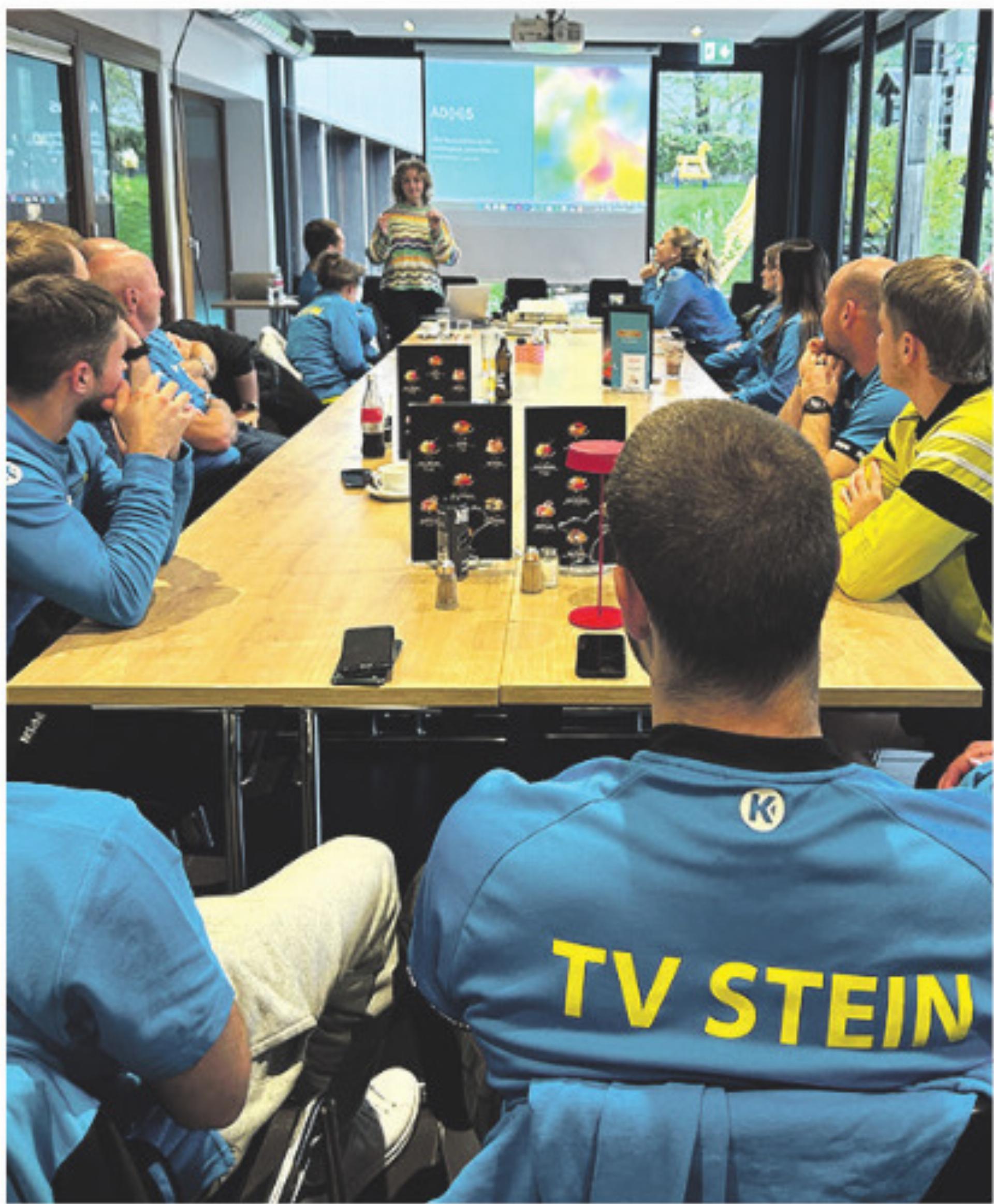 Gesamtleitermeeting Jugend TV Stein - Das Bild wird blockiert. – Möglicherweise durch einen aktiven Adblocker.