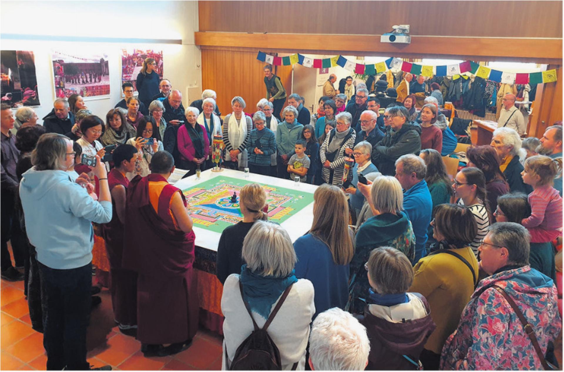 Abschied vom Sandmandala - Das Bild wird blockiert. – Möglicherweise durch einen aktiven Adblocker.