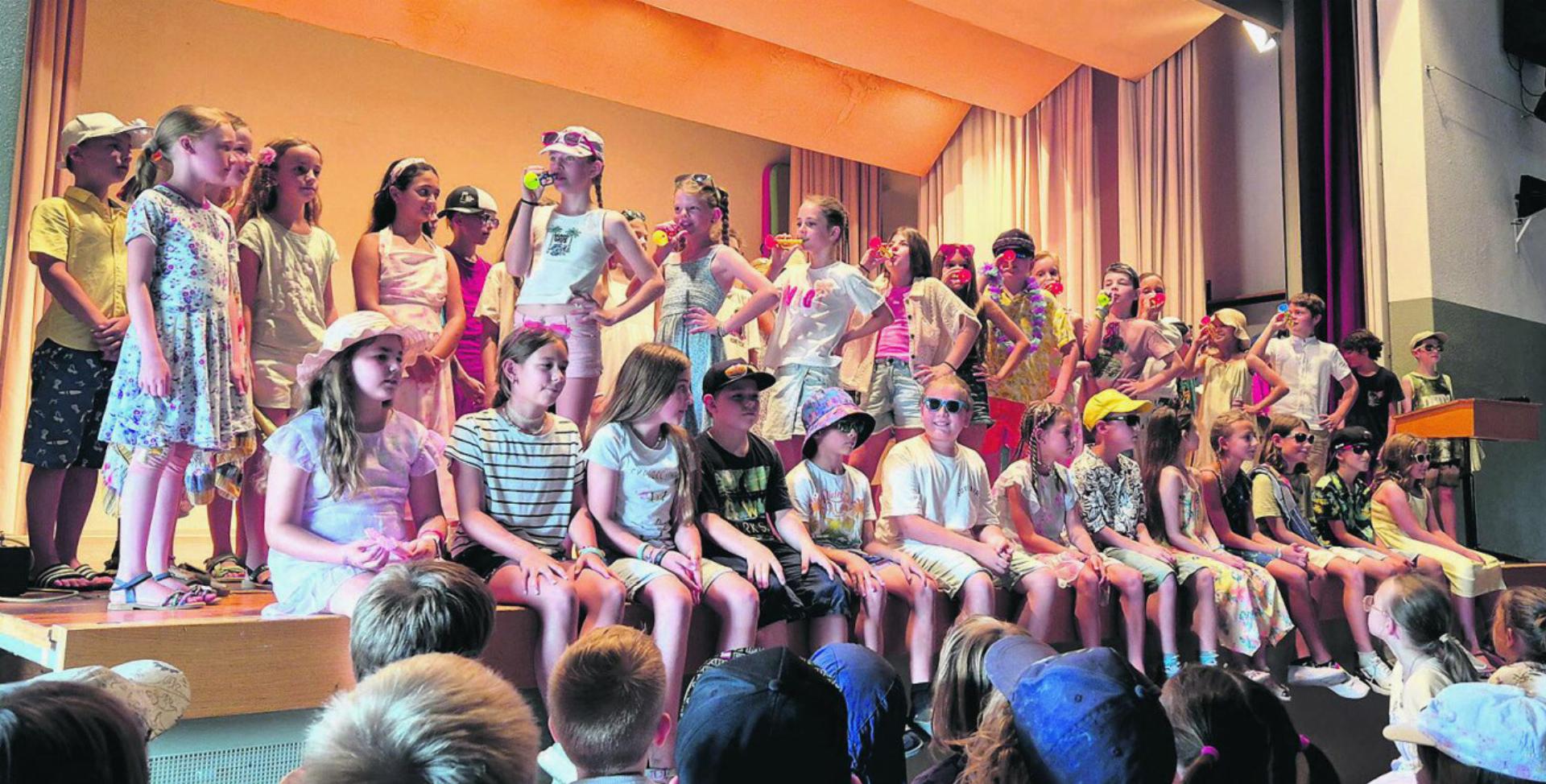 Voller Musik und Bewegung