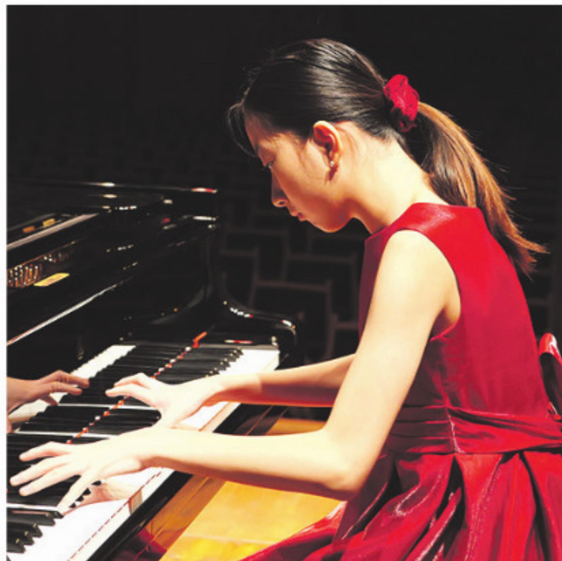 Klavierkonzert mit Linda Yuan - Das Bild wird blockiert. – Möglicherweise durch einen aktiven Adblocker.