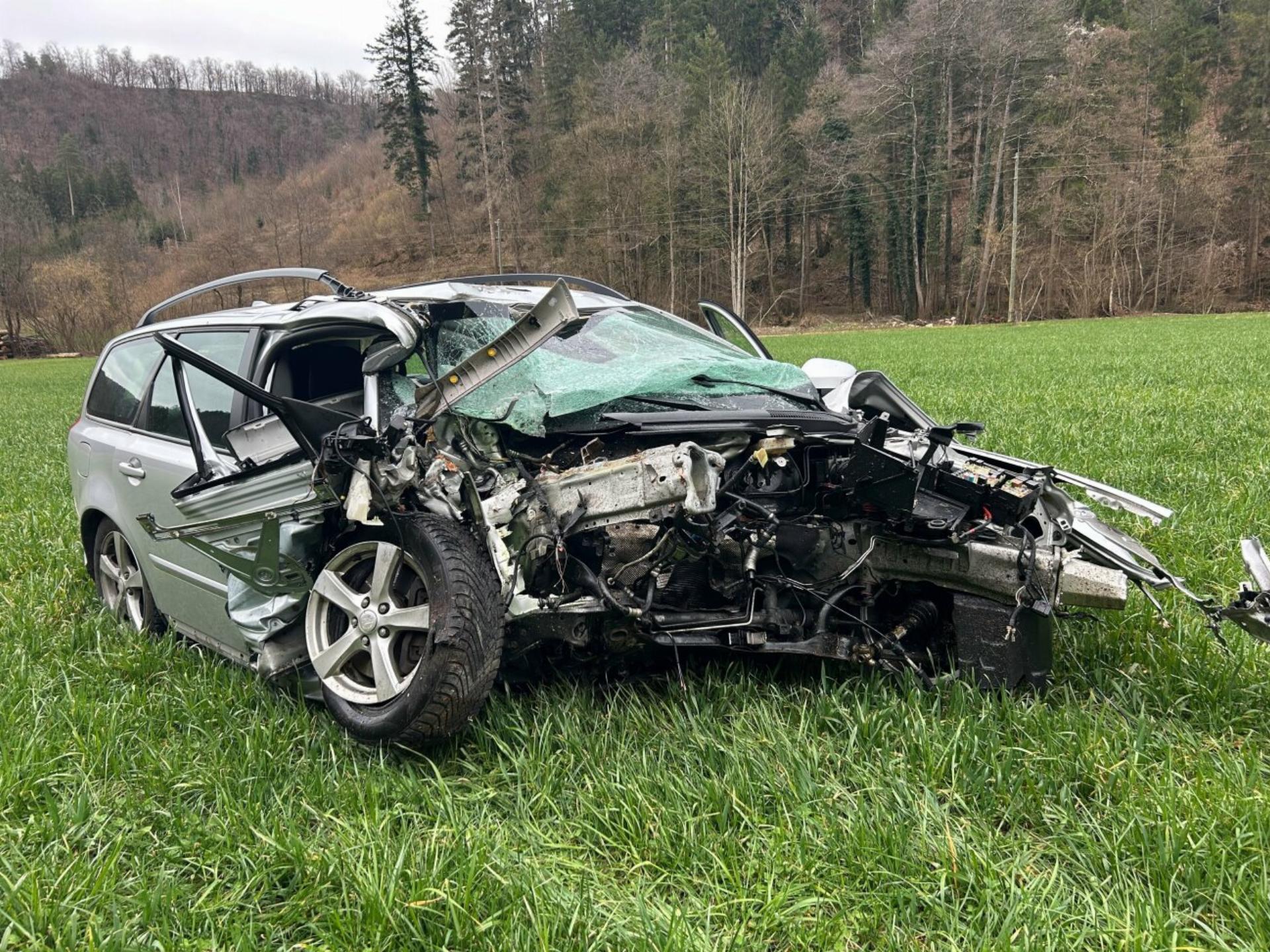 Wittnau: Alkoholisierter Automobilist verunfallt - Das Bild wird blockiert. – Möglicherweise durch einen aktiven Adblocker.