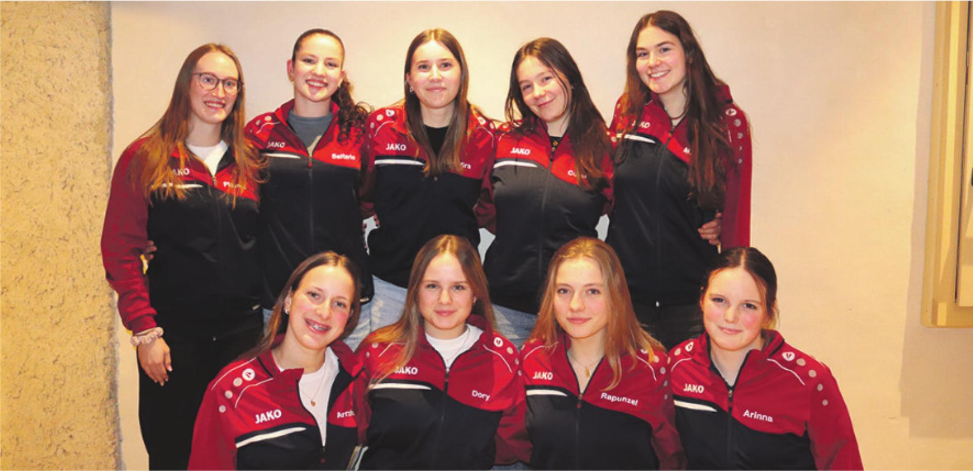 Freude über Zuwachs und Ja zu neuen «Dressli» - Das Bild wird blockiert. – Möglicherweise durch einen aktiven Adblocker.