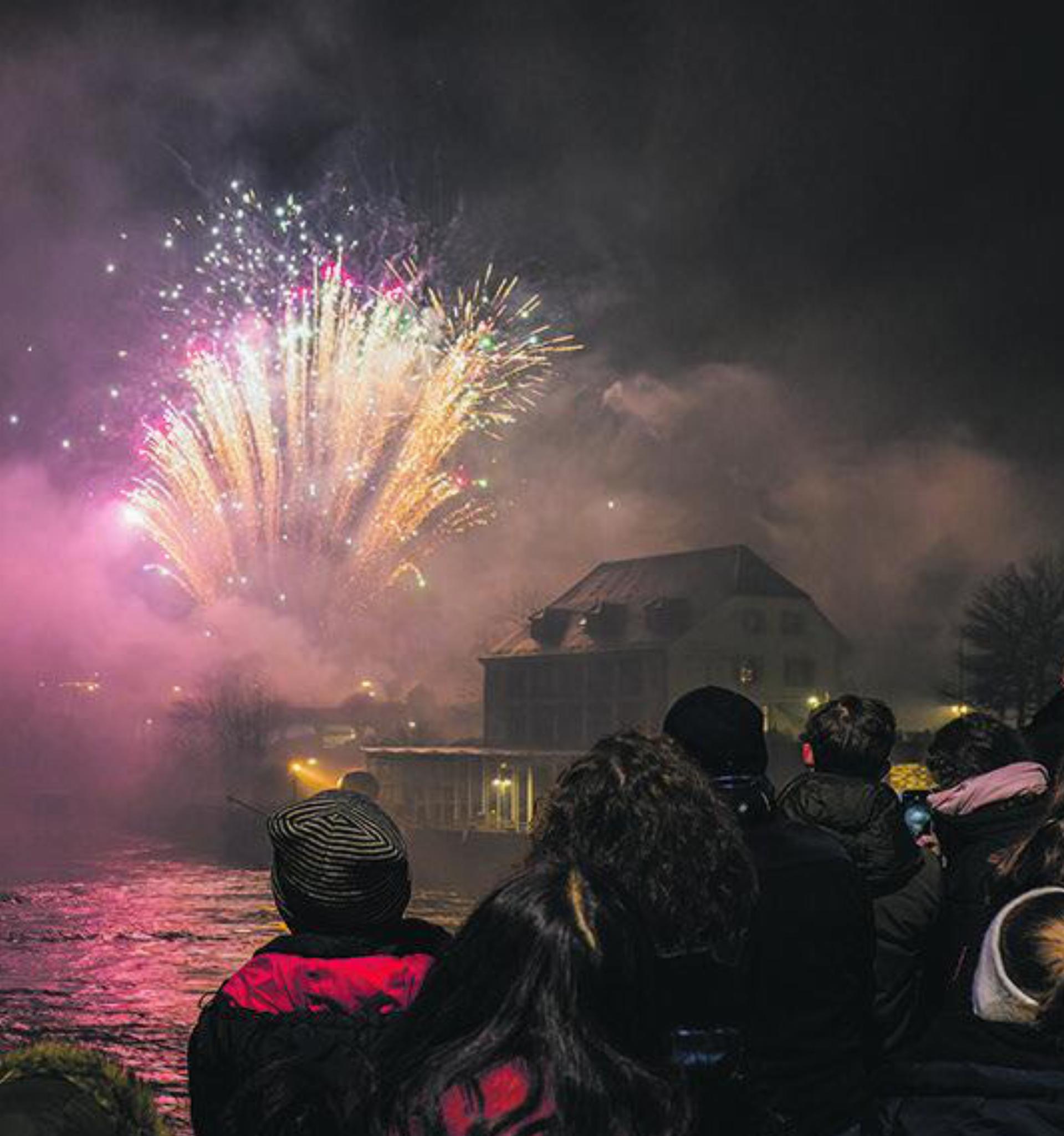 Grenzüberschreitende Silvesterfeier mit Feuerwerk