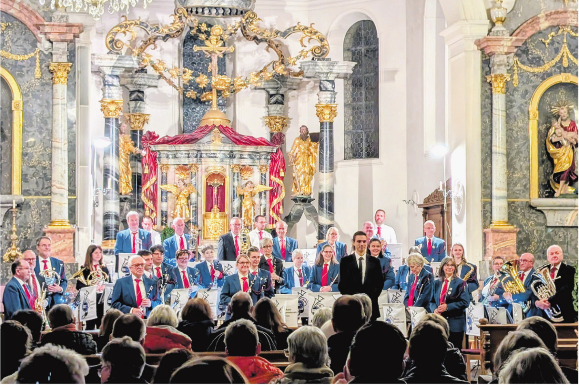 Festlich, religiös, weihnächtlich - Das Bild wird blockiert. – Möglicherweise durch einen aktiven Adblocker.