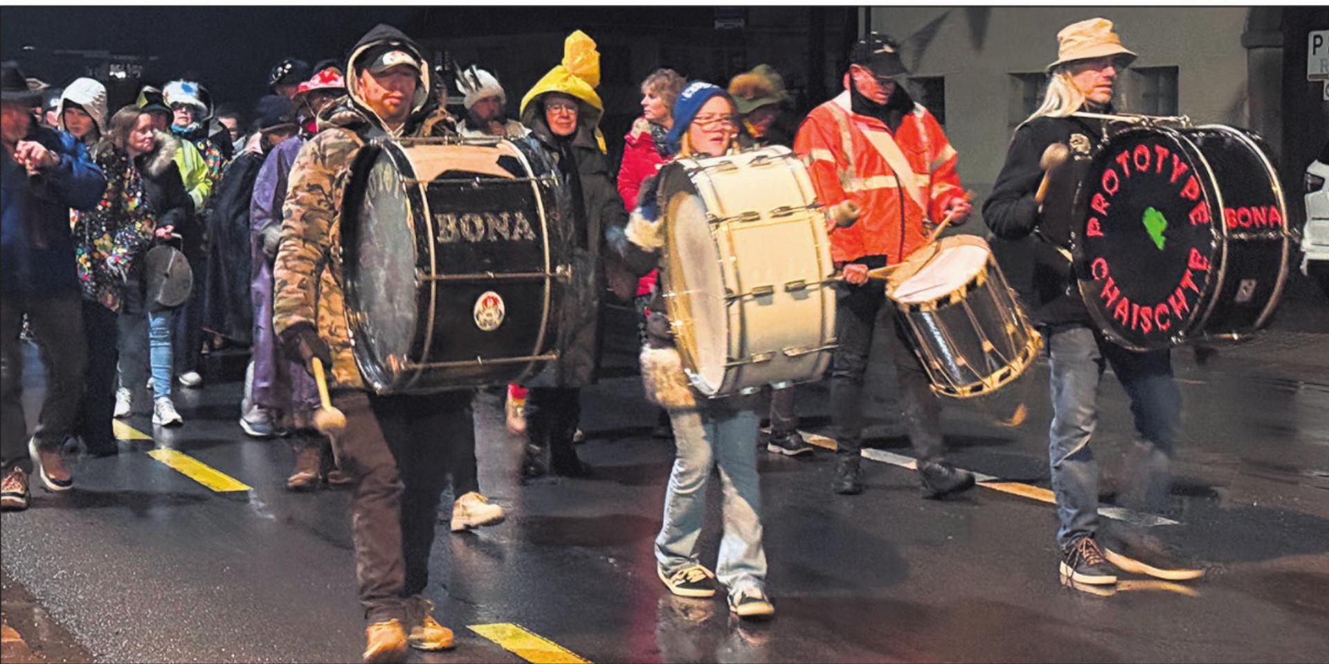 Närrischer Weckruf - Das Bild wird blockiert. – Möglicherweise durch einen aktiven Adblocker.