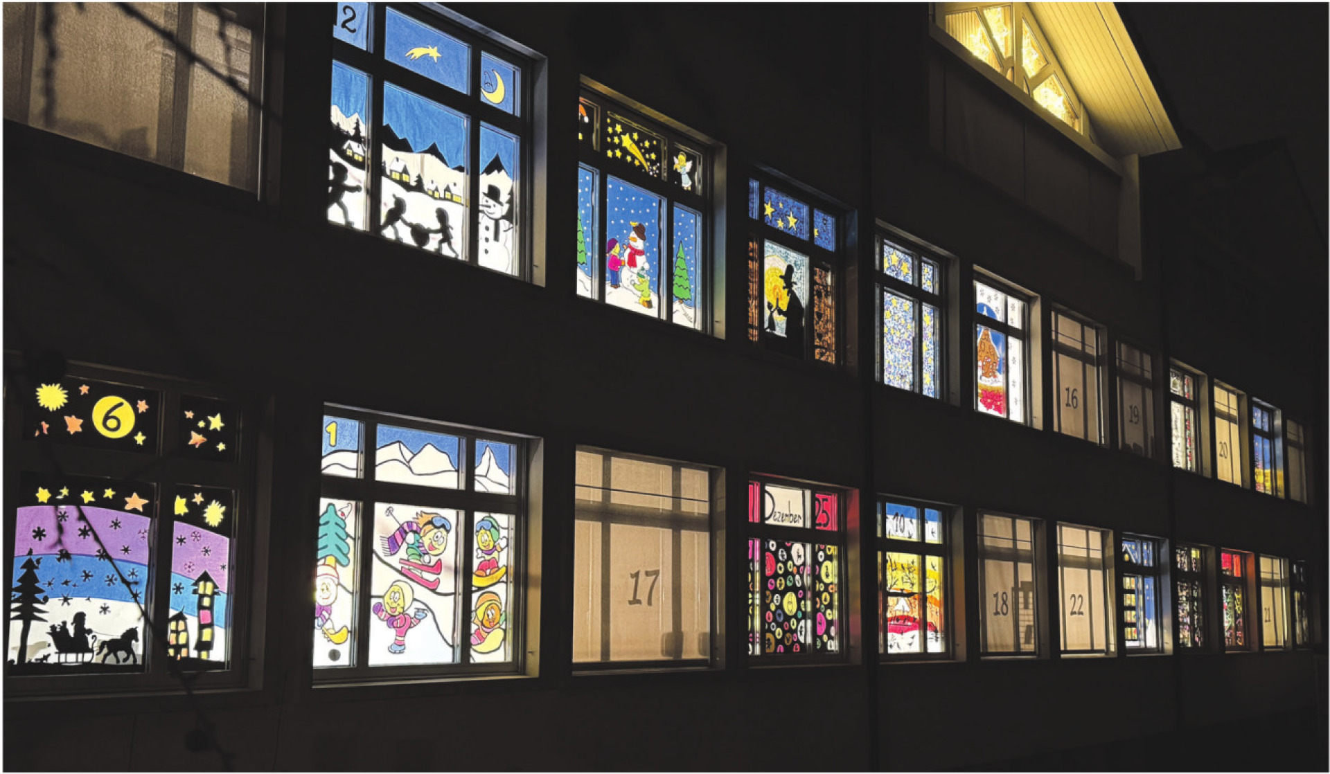 Lichterglanz, Handarbeit, Weihnachtszauber - Das Bild wird blockiert. – Möglicherweise durch einen aktiven Adblocker.