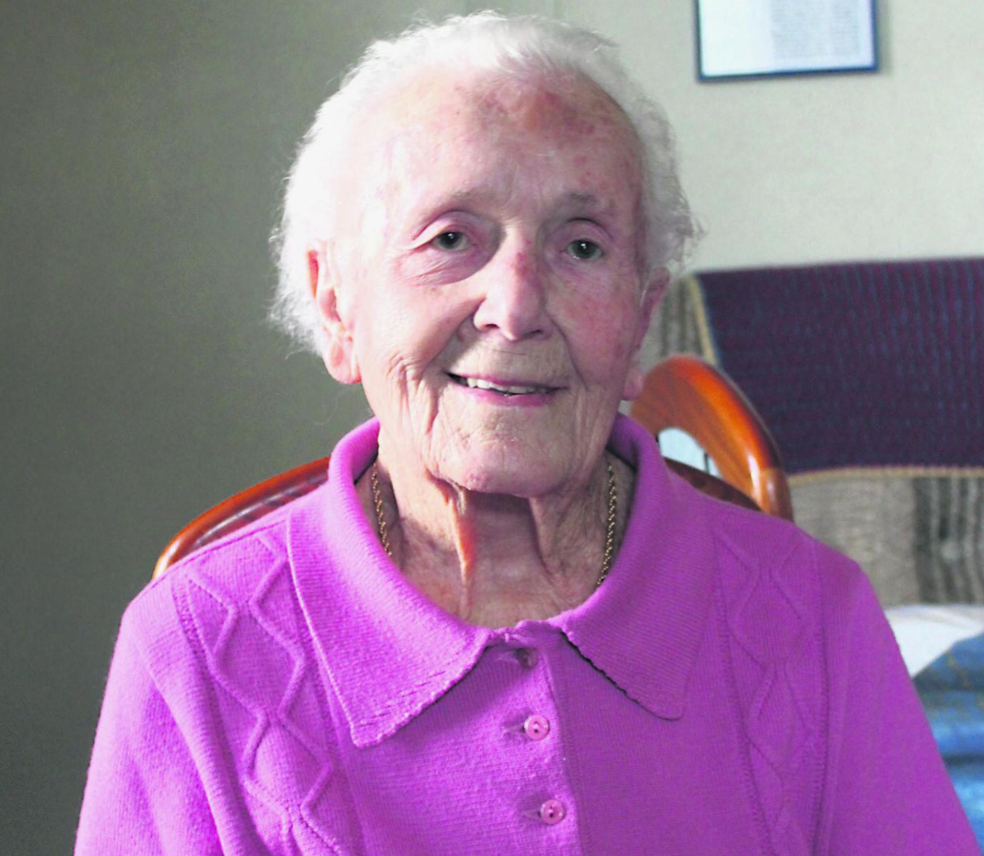 Bethly Brack wurde vor kurzem 100 Jahre alt. Foto: Karin Pfister
