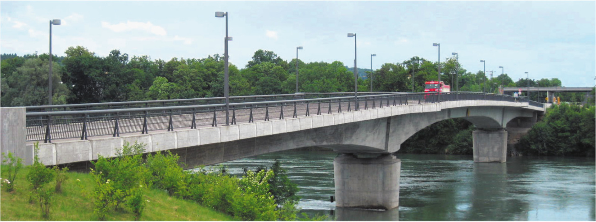 Das Meer und die Rheinbrücke - 20 Jahre Hochrheinbrücke Laufenburg