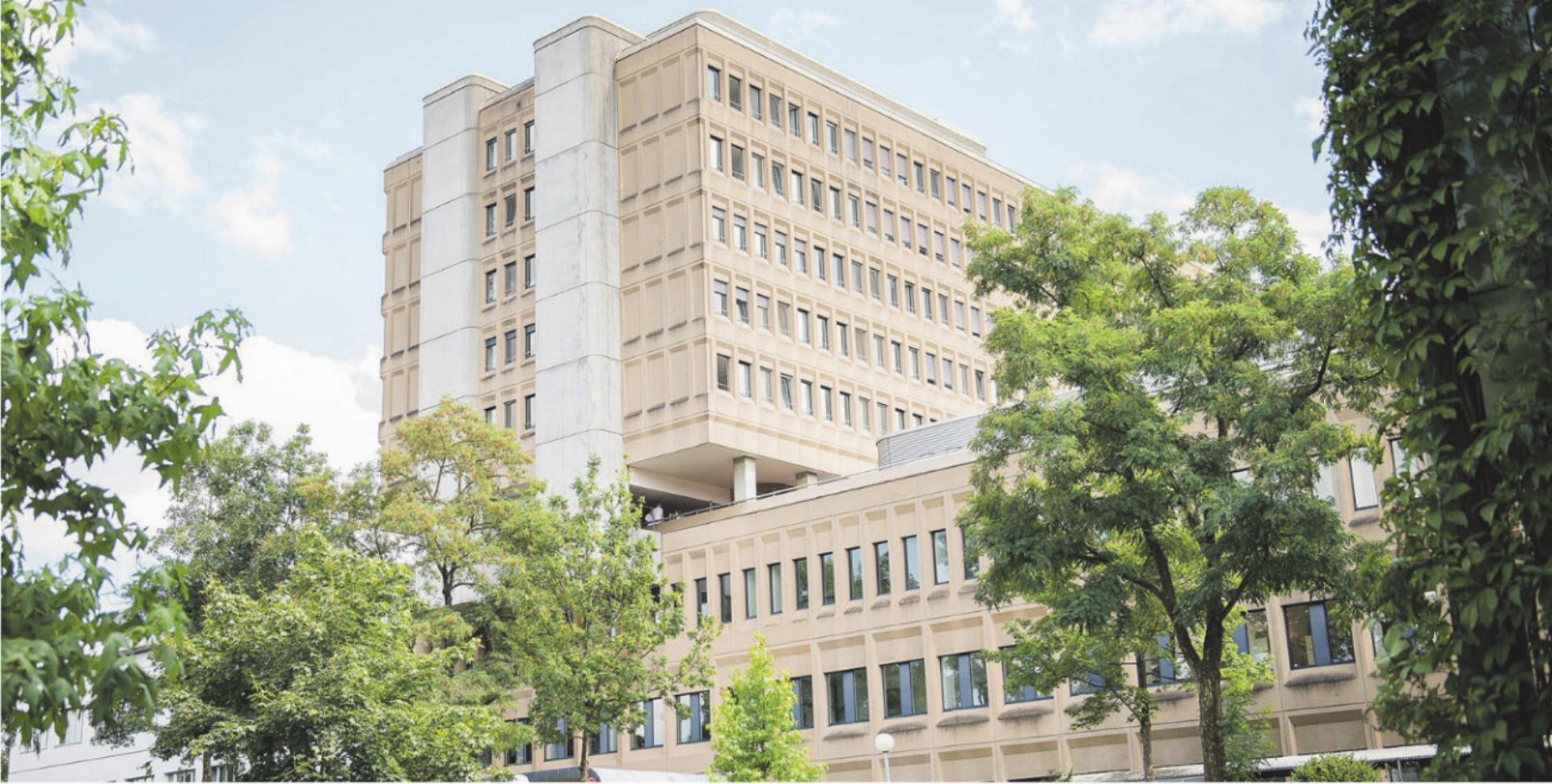 Aktien von Kantonsspitälern sollen verkauft werden können - Das Bild wird blockiert. – Möglicherweise durch einen aktiven Adblocker.