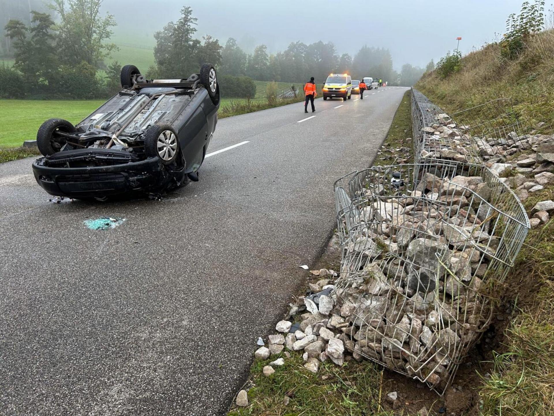 Zuzgen: Auto überschlug sich