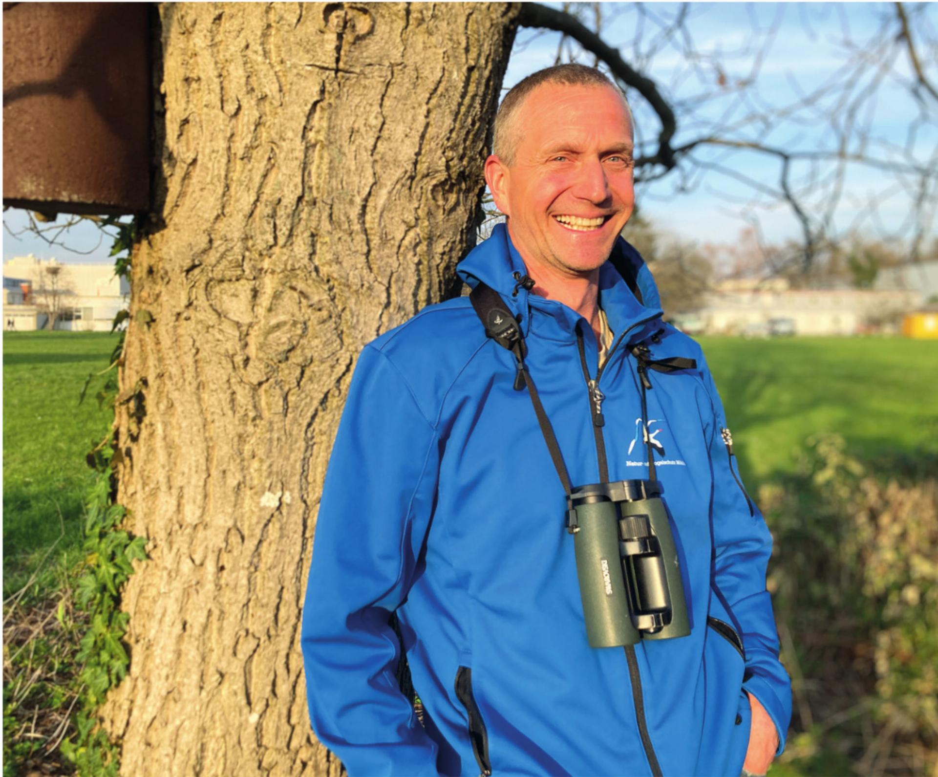 Eine Feldlerche übernimmt - Das Bild wird blockiert. – Möglicherweise durch einen aktiven Adblocker.