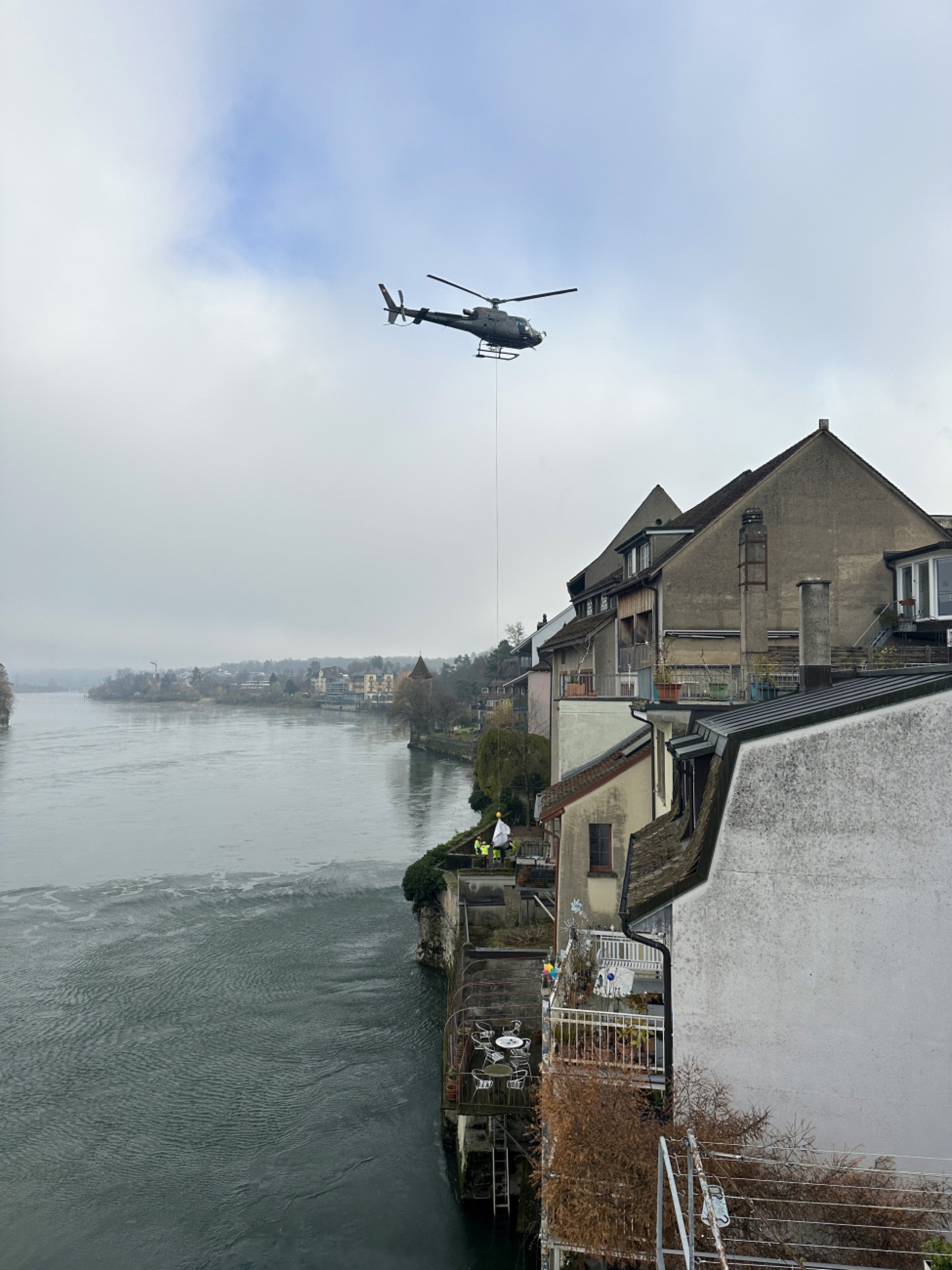 Helikopter im Einsatz in Rheinfelden - Das Bild wird blockiert. – Möglicherweise durch einen aktiven Adblocker.