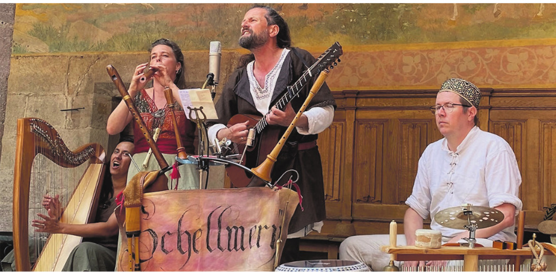 Vier musizierende Schelmen taufen CD in der Kultschüür  - Das Bild wird blockiert. – Möglicherweise durch einen aktiven Adblocker.