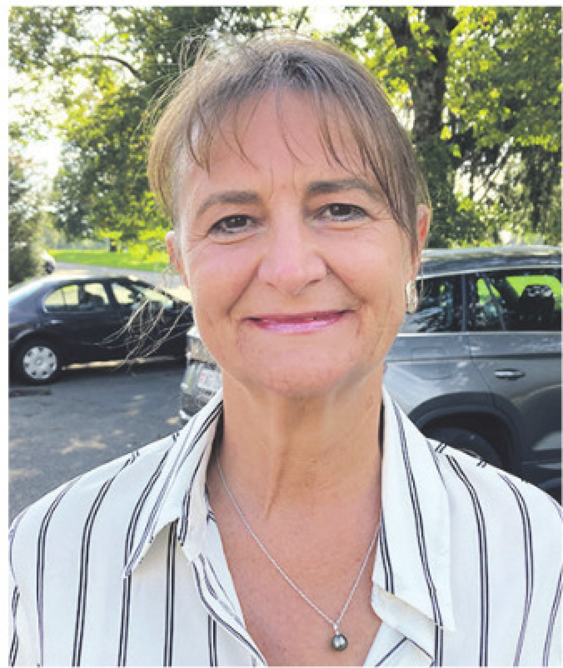 Eva Staubli übernimmt vom abtretenden Gemeindeammann das Schulwesen - Das Bild wird blockiert. – Möglicherweise durch einen aktiven Adblocker.