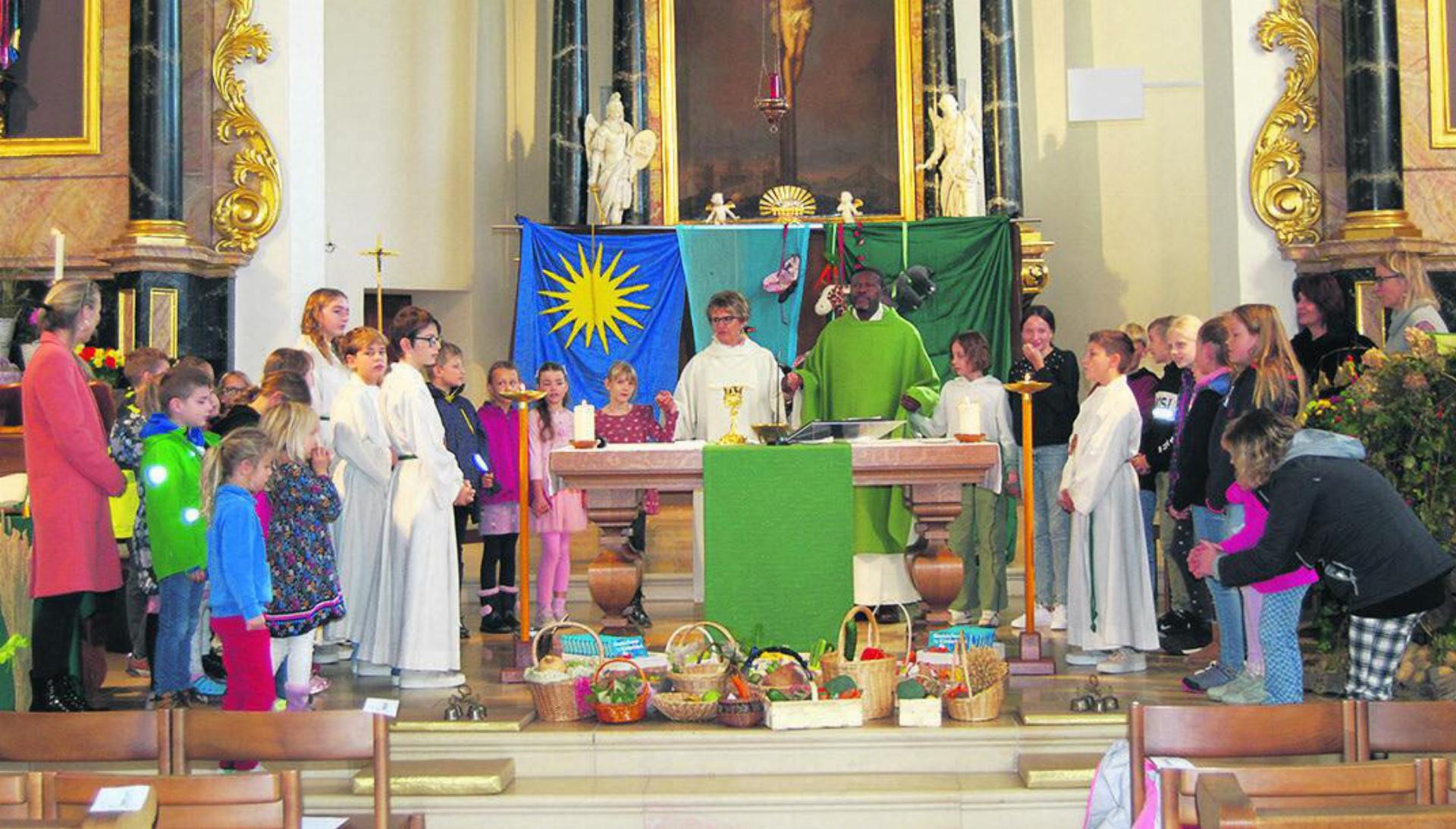 ERNTEDANKGOTTESDIENST UND PFARREIBRUNCH IN KAISTEN