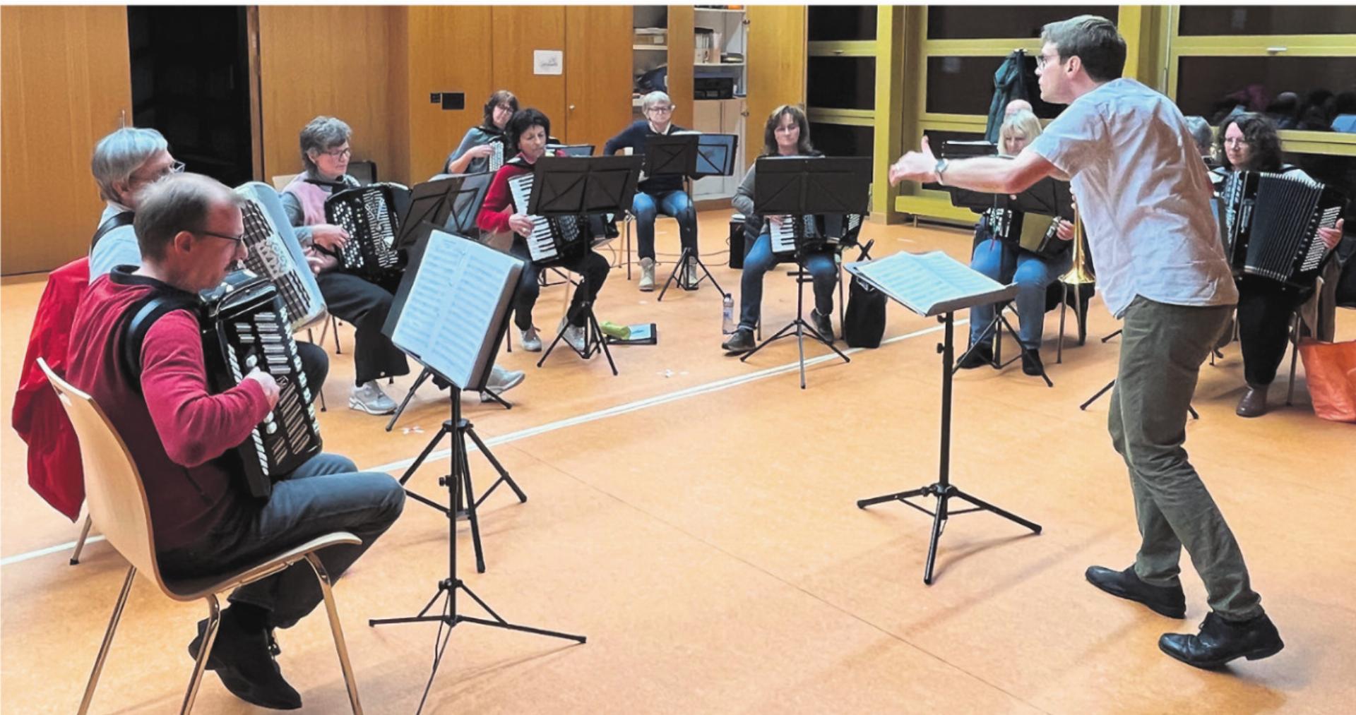 JAHRESKONZERT DES HARMONIKA-ORCHESTERS MÖHLIN - Das Bild wird blockiert. – Möglicherweise durch einen aktiven Adblocker.