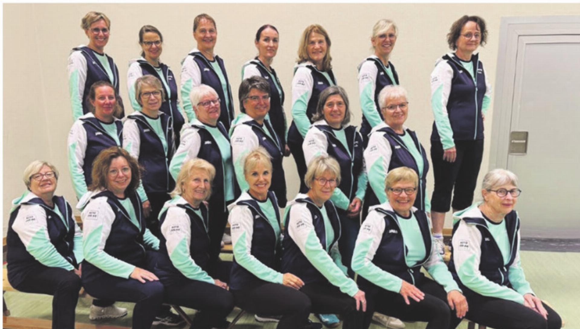 NEUE KLEIDER - Das Bild wird blockiert. – Möglicherweise durch einen aktiven Adblocker.