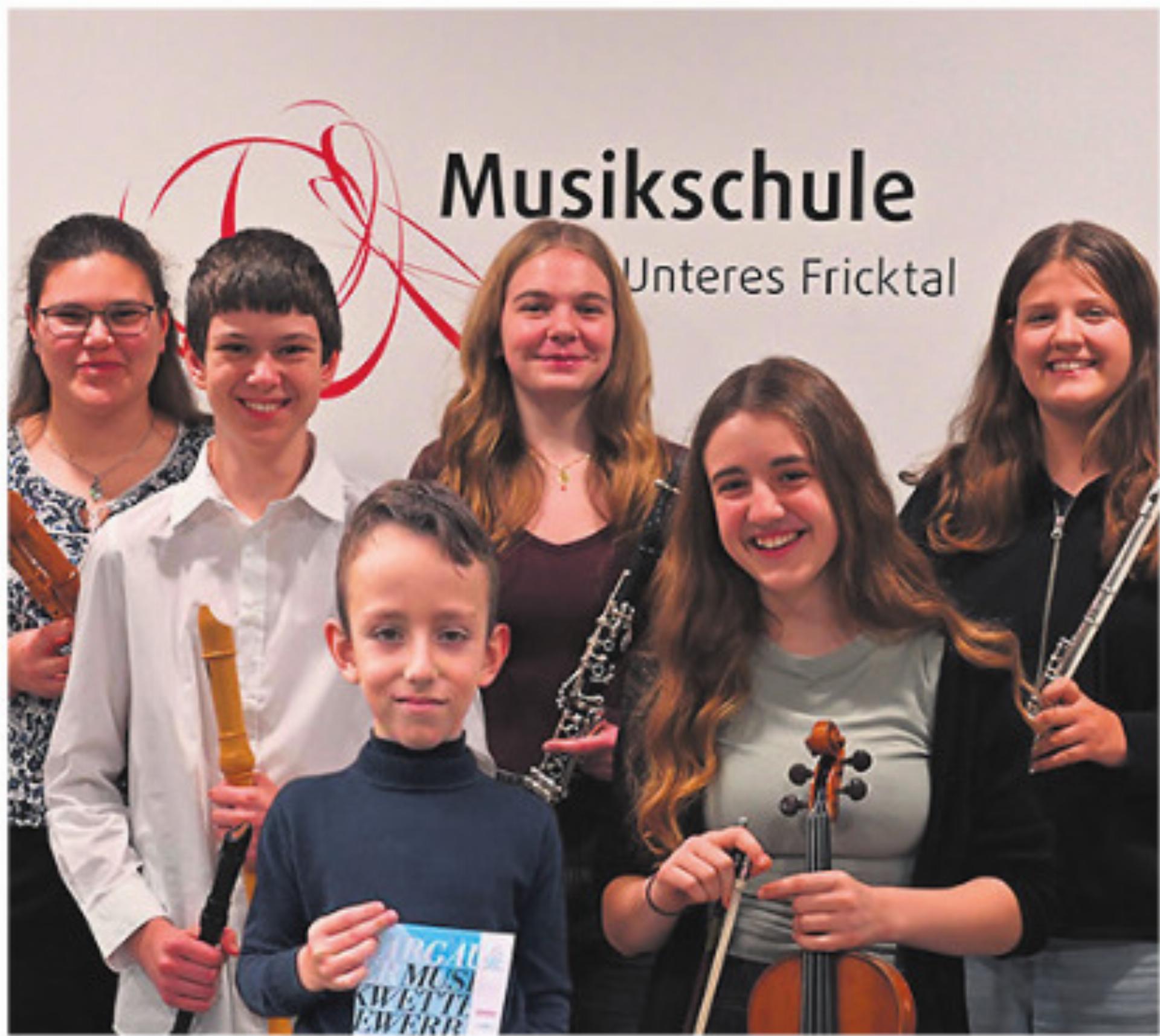 Musikschule überzeugt am Musikwettbewerb - Das Bild wird blockiert. – Möglicherweise durch einen aktiven Adblocker.