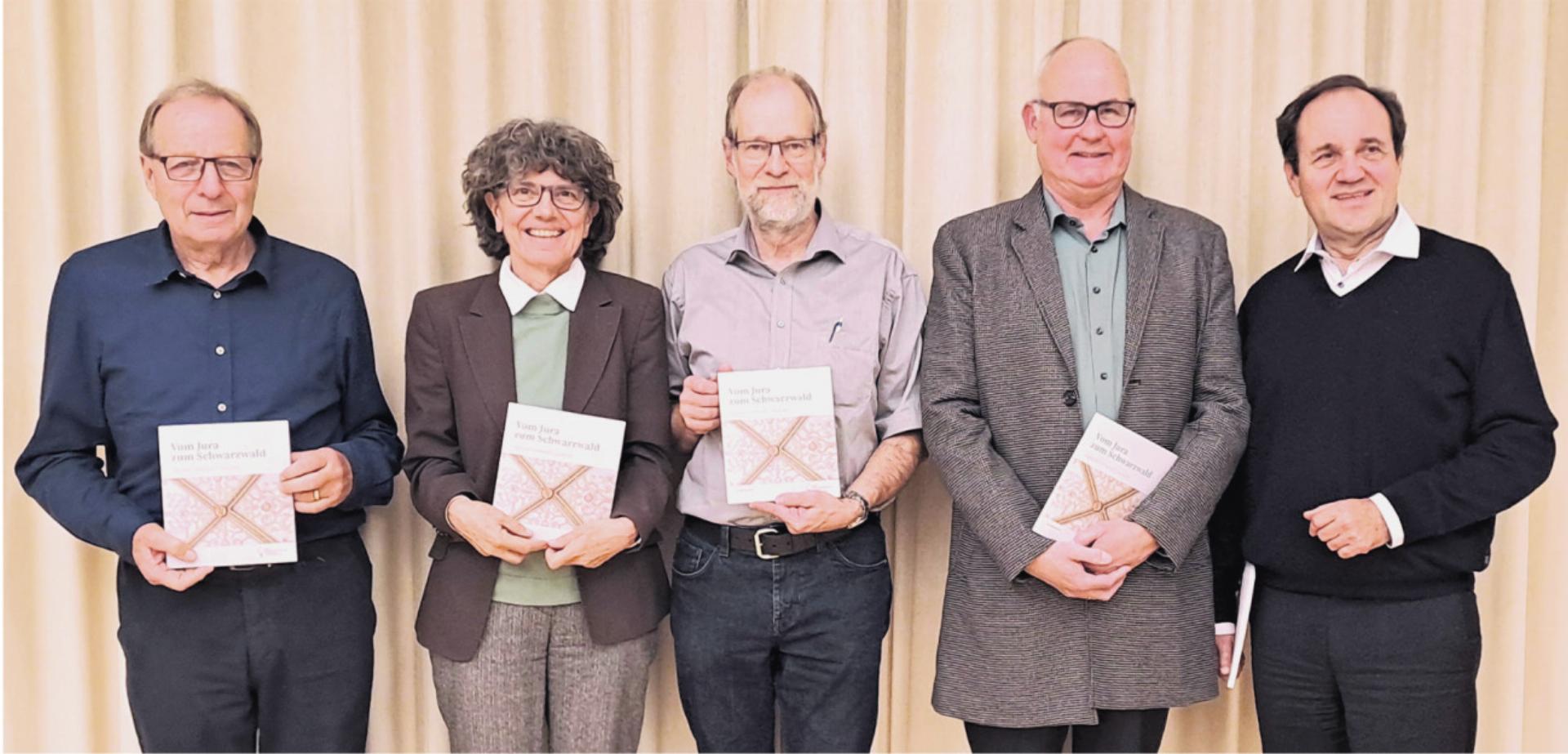 Über die Grenzen hinweg verbunden - Das Bild wird blockiert. – Möglicherweise durch einen aktiven Adblocker.