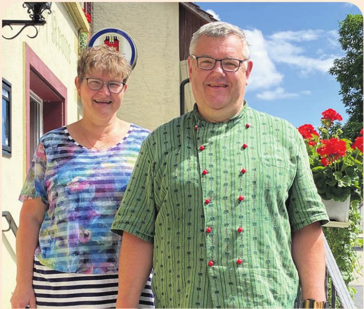 Michel und Barbara Schmid freuent sich auf Ihren Besuch! Michel und Barbara Schmid freuent sich auf Ihren Besuch!