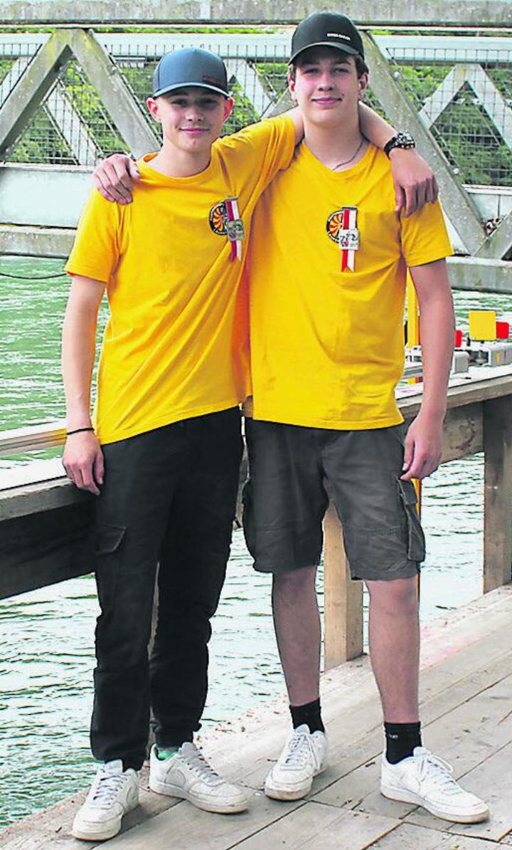 Sylvan Leuenberger und Samuel Stocker fuhren erstmals den grossen Parcours. Foto: zVg