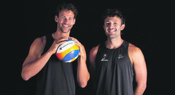 Marco Krattiger und der Leo Dillier (rechts) holten in China die Silbermedaille. Foto: zVg