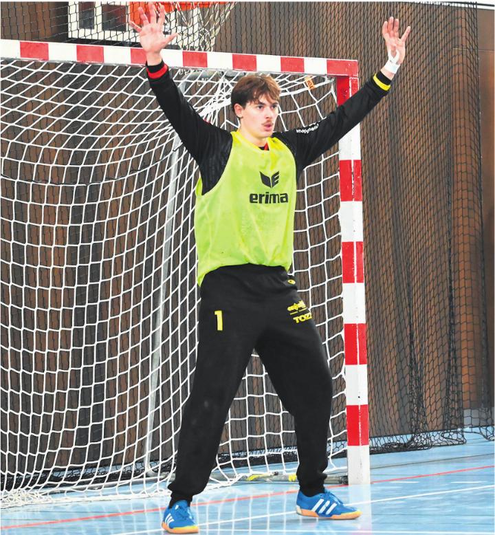 Torhüter Robin Santeler glänzte mit seinen Paraden, darunter zwei gehaltene Siebenmeter. Foto: Christine Steck