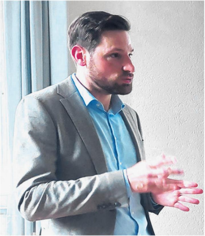 Notar Jyrki Schäublin referierte. Foto: zVg