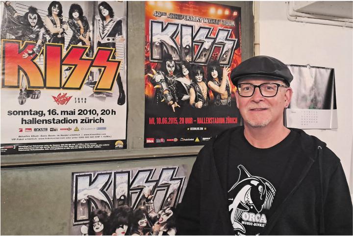 Jürg Hausers Interesse gehört den Platten und deren Geschichte. Foto: Petra Schumacher