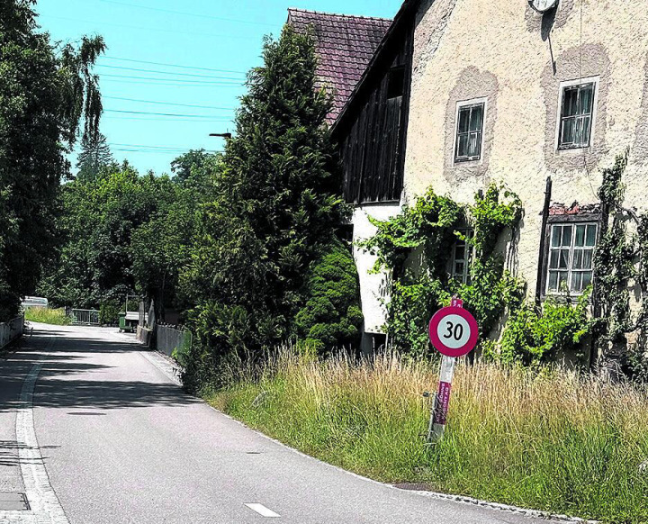 Die Gemeindeversammlung hat Tempo 30 flächendeckend auf den Gemeindestrassen beschlossen. Foto: Susanne Hörth