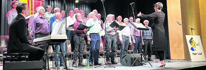 Der Chor wurde durch Monika Sturm-Schmid hervorragend dirigiert. Foto: zVg