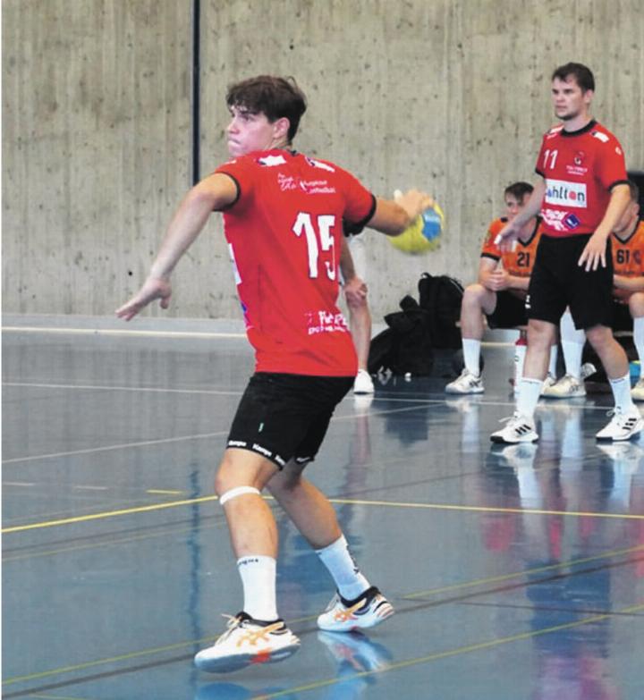 Auch Cedric Zwahlen konnte einige Tore zum Sieg gegen die HSC Suhr Aarau 2 beisteuern. Foto: zVg