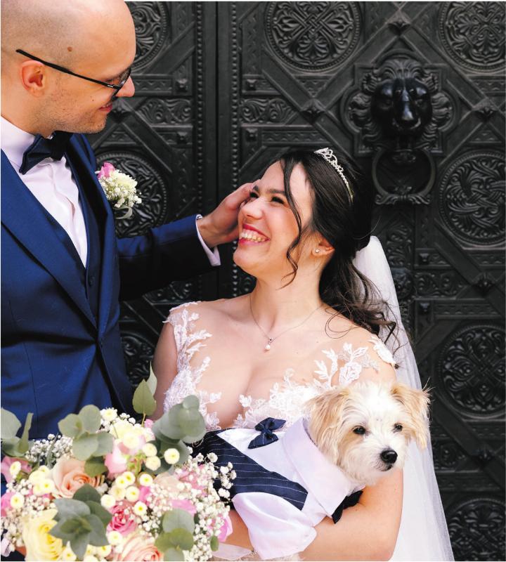 «Er gab alles», sagt Irina Schweighoffer-van Bürck lachend und meint ihren Mann Martin Schweighoffer, als er ihr den Heiratsantrag machte. Foto: zVg