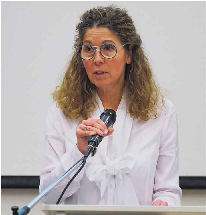 Frau Gemeindeammann Marion Wegner-Hänggi kämpfte couragiert und wohlvorbereitet für ihr Investitionsbudget. Foto: Edi Strub