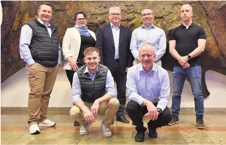 Der Geref-Vorstand (hinten v. l.): Christian Käser, Denise Schmid, Patrick Uebelmann, Michael Dörr, Basil Mösch; (vorne v. l.): Colin Herzog und Michael Schmid. Es fehlt Christoph Erne. Foto: Susanne Hörth