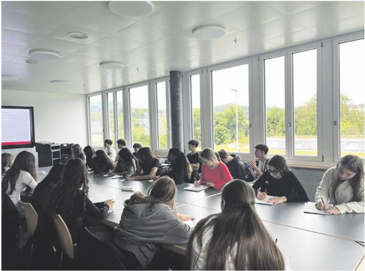 Besuch auf der Gemeinde. Besuch auf der Gemeinde.