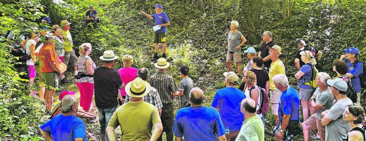 Ernst Furler informierte über Flora und Fauna. Foto: zVg