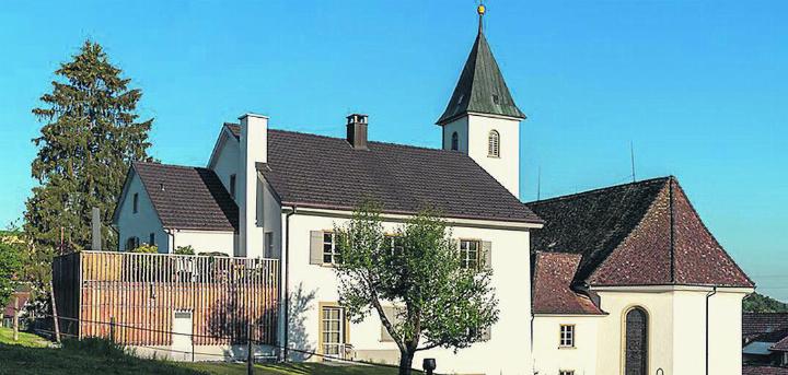 Pfarrhaus und Pfarrkirche St. Leodegar in Schupfart. Foto: zVg