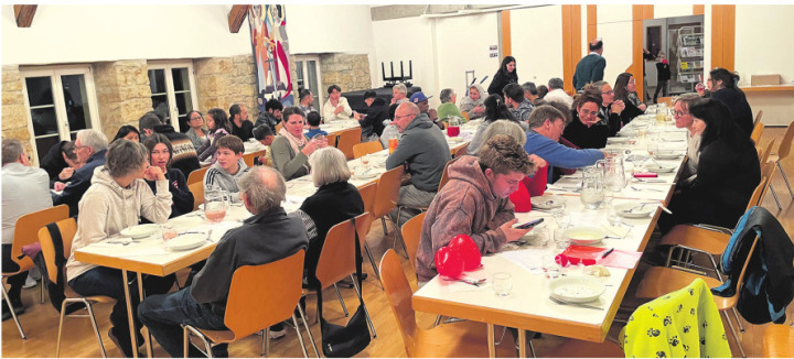 Ein besonderer Begegnungsanlass der beiden Projekte «Kirche al Dente» und «Deutsch in der Küche». Foto: zVg