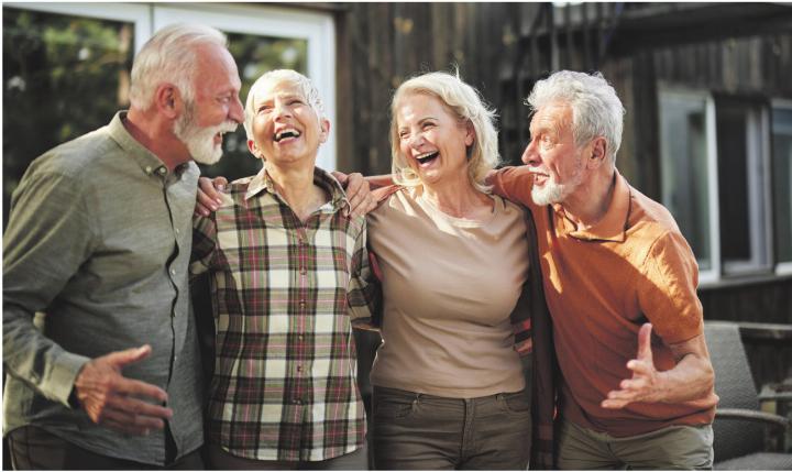 Die ältere Generation soll sich im Dorf wohlfühlen und eingebunden werden. Foto: iStock