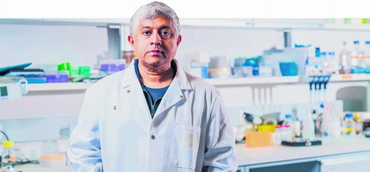 G.V. Shivashankar entwickelt derzeit am PSI verschiedene Verfahren zur Diagnose und Prognose von Krebs. Die aktuelle Studie lässt hoffen, dass eine Form von Brustkrebs besser charakterisiert werden kann. Foto: zVg