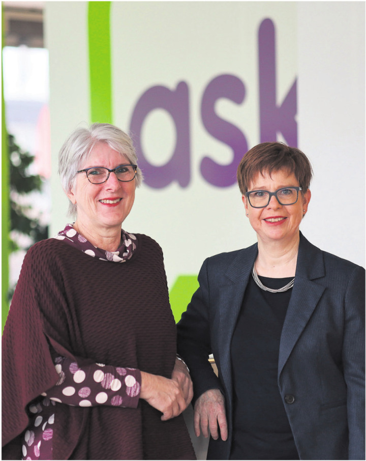 Freuen sich über das ask!-Jubiläum: Geschäftsführerin Sonja Brönnimann (links) und Präsidentin Ruth Müri. Foto: zVg