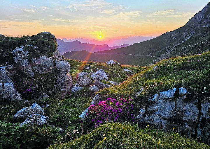 Letzte Sonnenstrahlen eingefangen auf 2108 m bei der Pfälzerhütte in Liechtenstein. Foto: Gabriela Stocker, Obermumpf