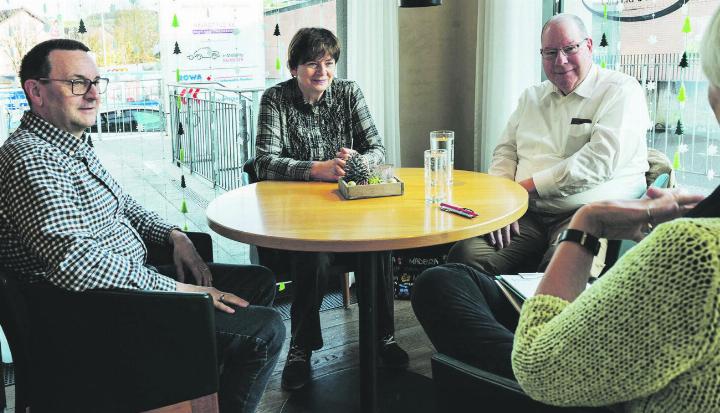 Die Friedensrichter Heinz Thaler (v.l.), Brigitte Gut und Urs Fricker berichten über ihre Arbeit. Foto: Jean-Marc Felix