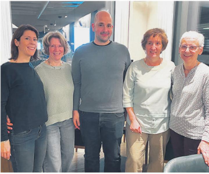 Sandra Sutter (v. l. n. r.), Silvia Fischer, Daniele Procopio, Elke Kohlbrenner und Pia Stadelmann Foto: zVg