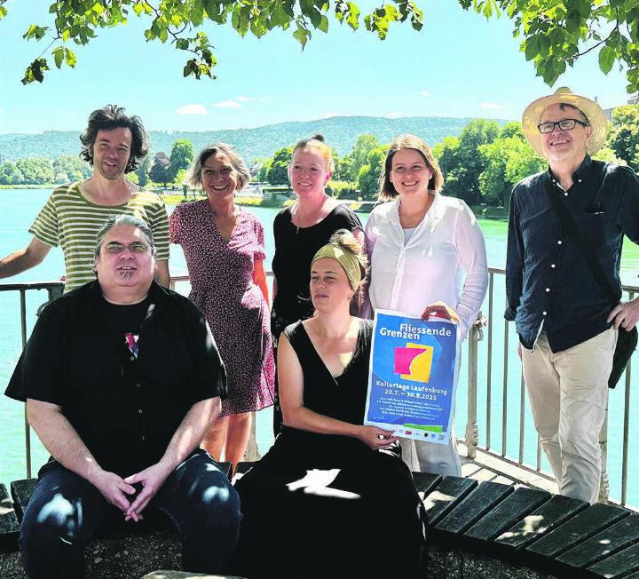 Der Vorstand des Kulturausschusses beider Laufenburg hat ein abwechslungsreiches Programm für die Laufenburger Kulturtage «Fliessende Grenzen» zusammengestellt. Foto: Susanne Hörth