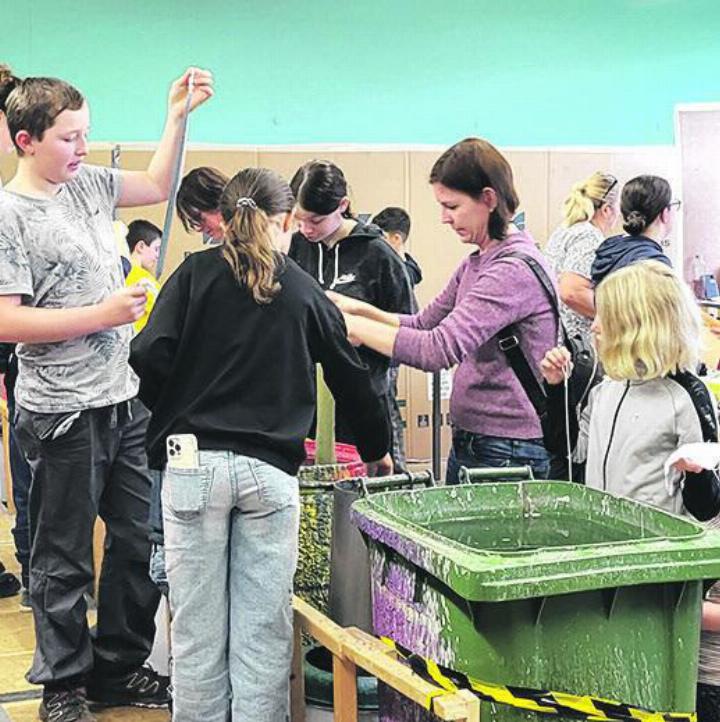 Viel los in der Kerzenküche. Foto: zVg