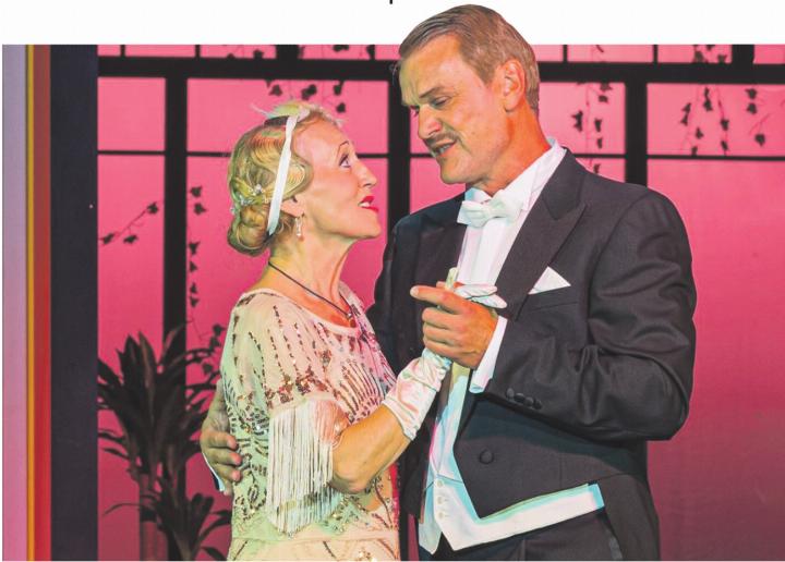 Fricktaler Bühne im Herbst 2024: Jeanne-Pascale Künzli und Peter Bernhard bei der Operette «Gräfin Mariza». Fotos: zVg