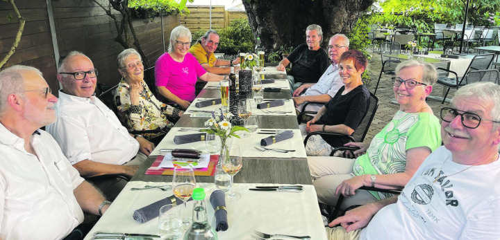 Ein schönes Miteinander bei einem gemeinsamen Abendessen. Foto: zVg